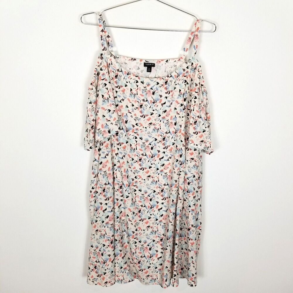 Torrid Women Plus Mini Challis Cold Shoulder Trapeze Dress Size 3X Floral Mini